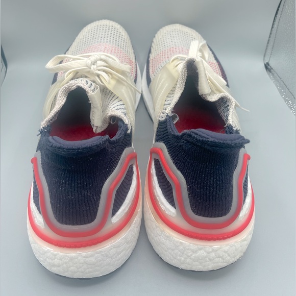 adidas Ultra Boost 2019 Clear Brown Chalk White - Picture 9 of 14